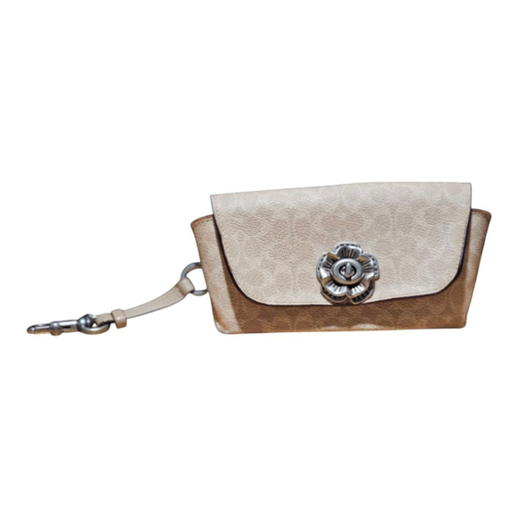 Coach Beige Backpack with Eyeglass Case - Picture 13 of 17